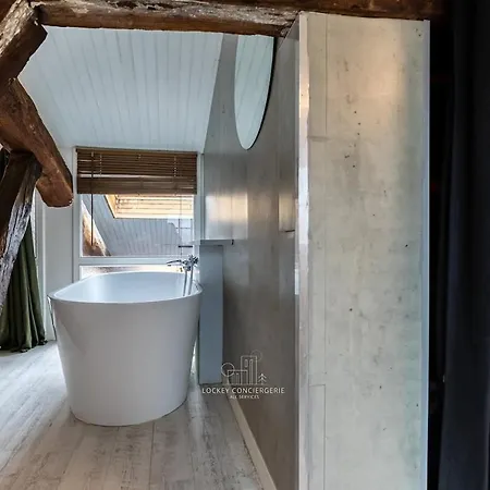 Duplex D'exception Et Charme Au Centre Historique * La Rochelle (Charente-Maritime)